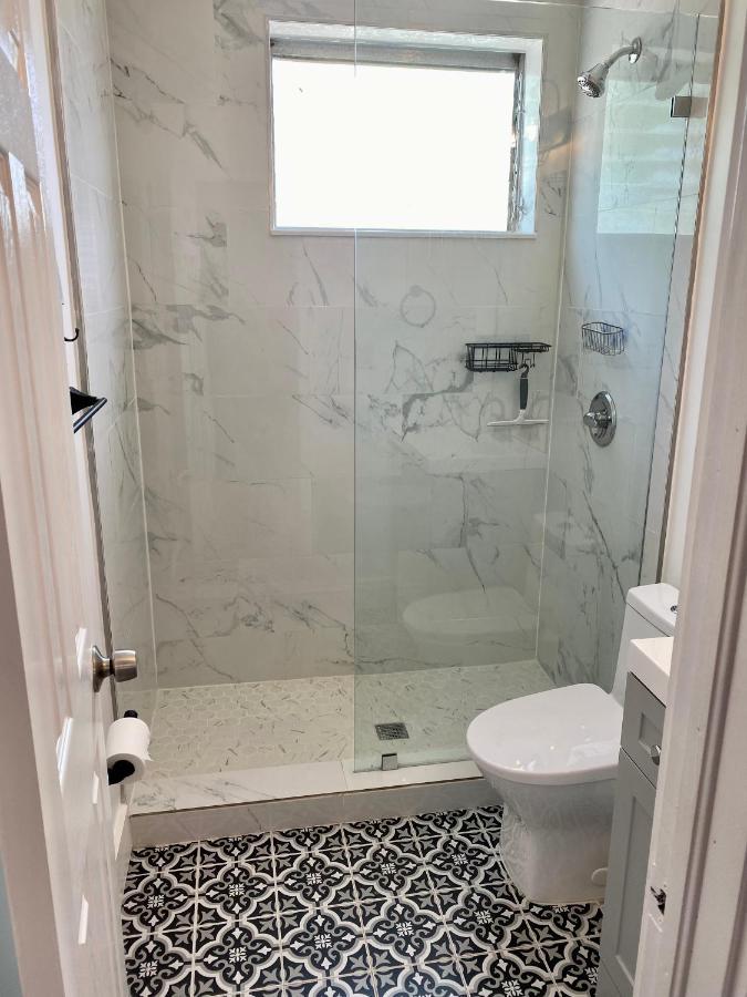 Casa Wellness Apartment Tamiami Bagian luar foto