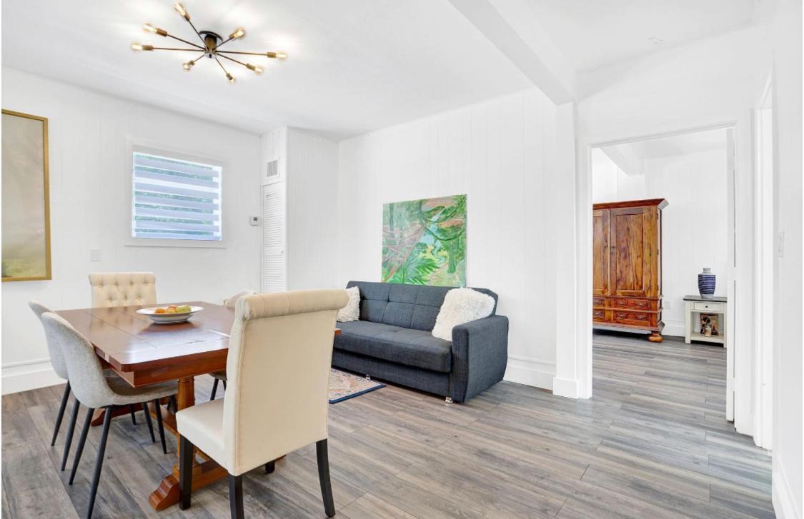 Casa Wellness Apartment Tamiami Bagian luar foto