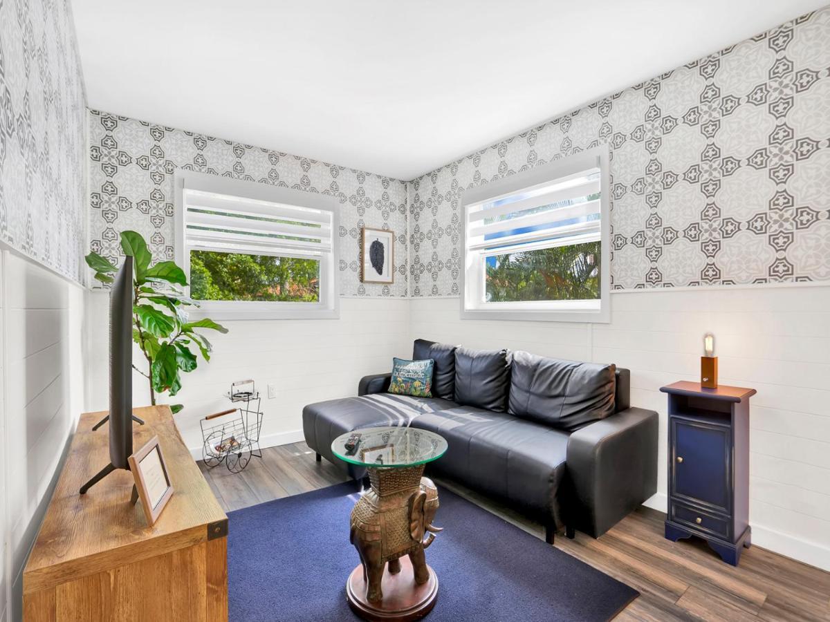 Casa Wellness Apartment Tamiami Bagian luar foto
